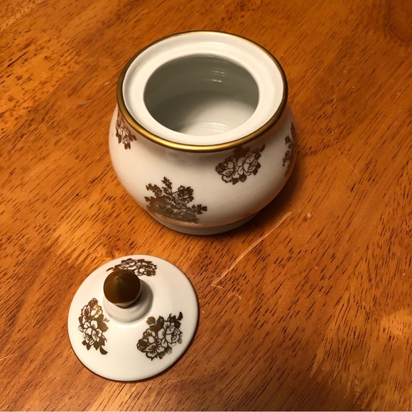 VINTAGE HAND PAINTED PORCELAINE DE FRANCE CREAM AND SUGAR SET - Picture 8 of 16